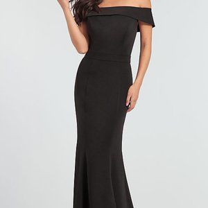 KLEINFELD OFF-THE-SHOULDER SATIN BRIDESMAID DRESS